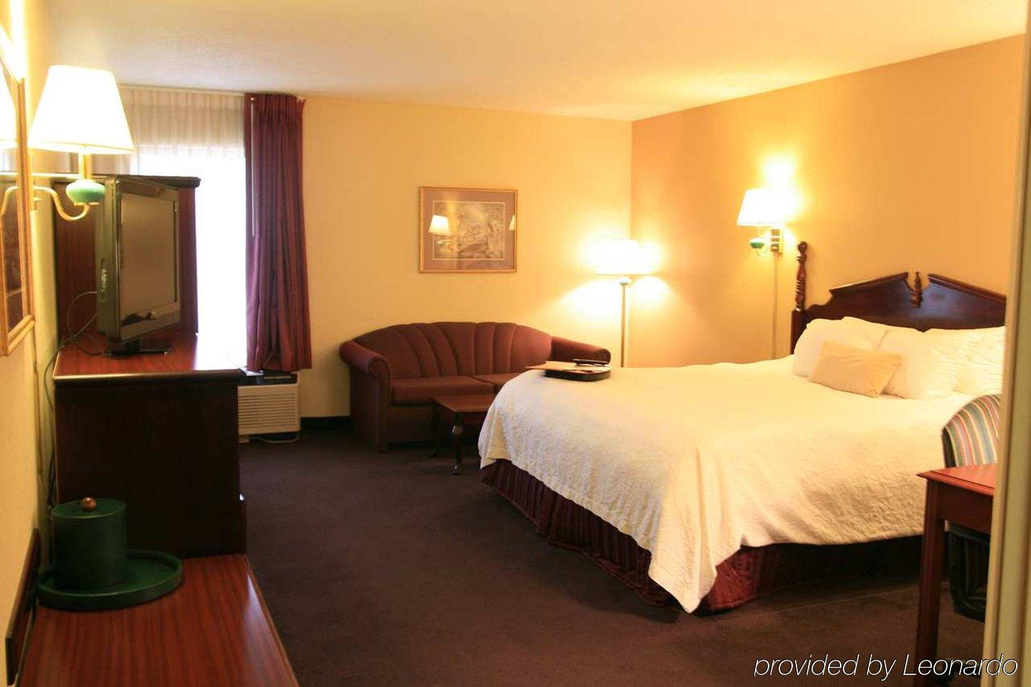Hampton Inn By Hilton Clarksville Habitación foto